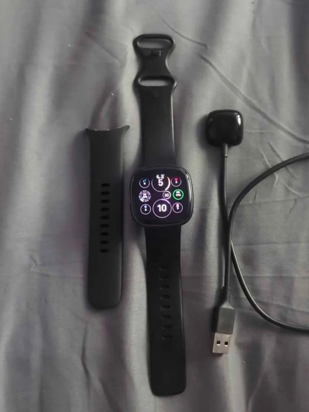 fitbit Versa-style Black Smartwatch with Extra Black Band and Charger